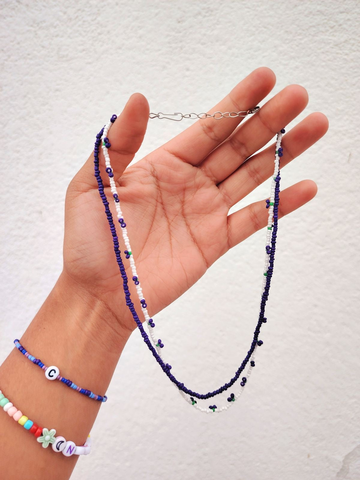 Petals and poetry 🌸📖🕯️